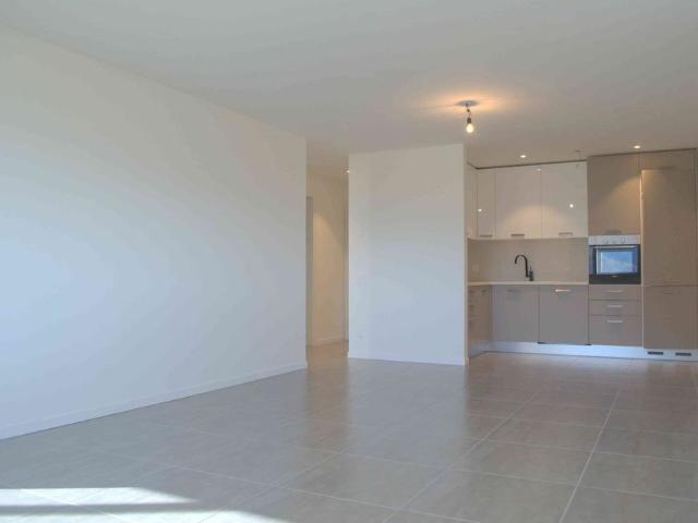 2.5 Zimmer, 60 m², 1. Stock
