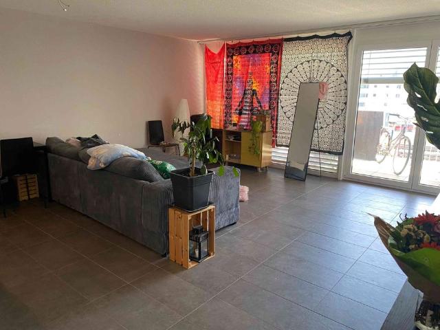 2.5 Zimmer, 60 m², 1. Stock