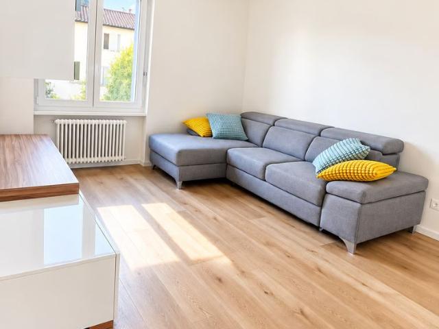2.5 Zimmer, 60 m², 1. Stock