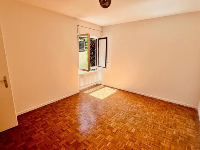 2.5 Zimmer, 60 m², 1. Stock