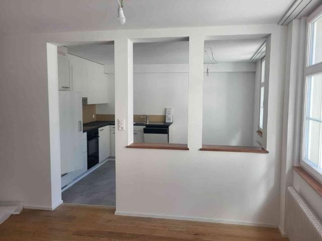 2.5 Zimmer, 60 m², 1. Stock