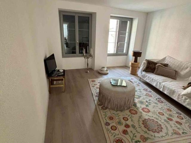 2.5 Zimmer, 60 m², 1. Stock