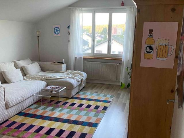 2.5 Zimmer, 60 m², 2. Stock