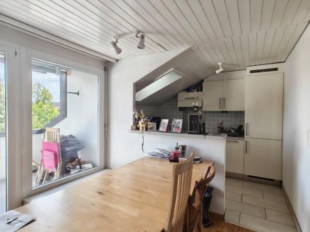 2.5 Zimmer, 60 m², 2. Stock