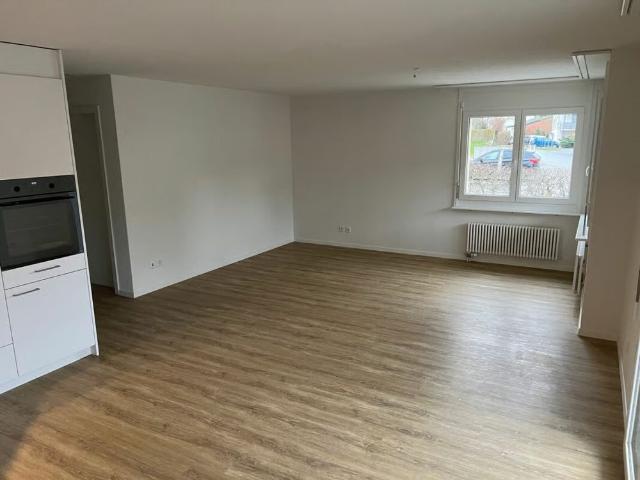 2.5 Zimmer, 60 m², 2. Stock