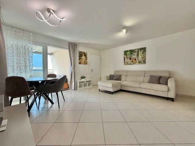 2.5 Zimmer, 60 m², 2. Stock