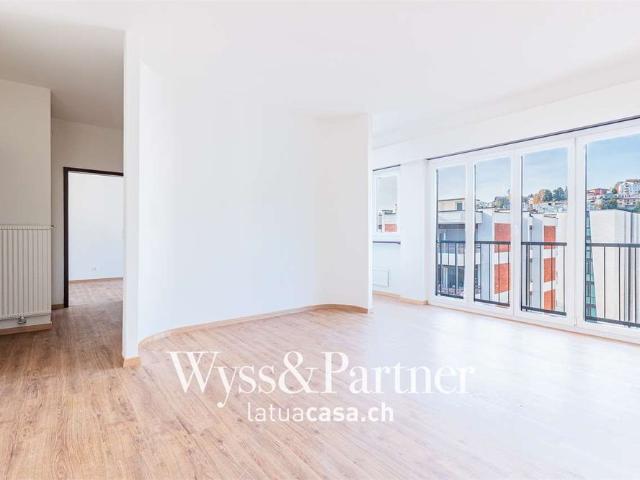 2.5 Zimmer, 60 m², 4. Stock