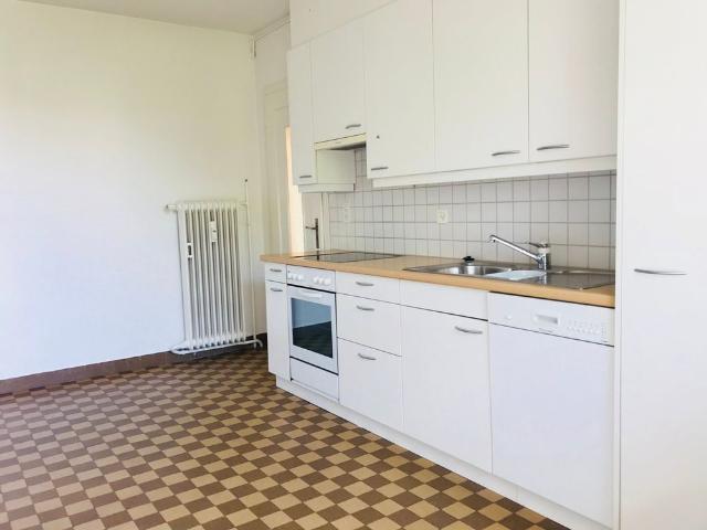 2.5 Zimmer, 60 m², 4. Stock