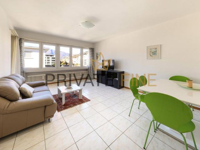 2.5 Zimmer, 60 m², 4. Stock