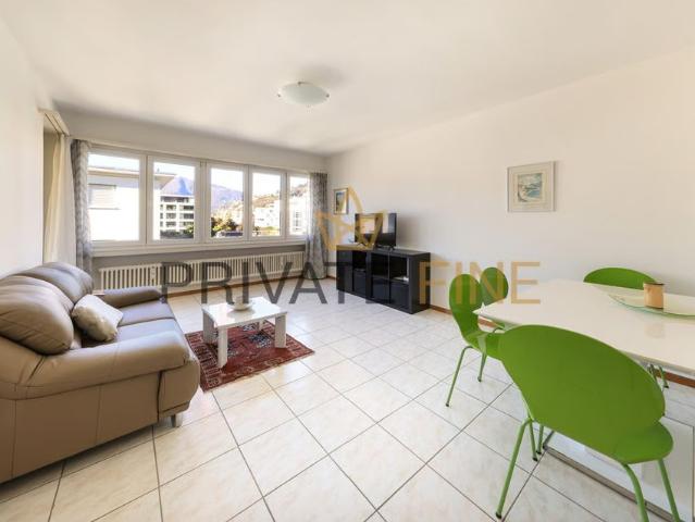 2.5 Zimmer, 60 m², 4. Stock