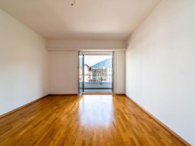 2.5 Zimmer, 60 m², 5. Stock
