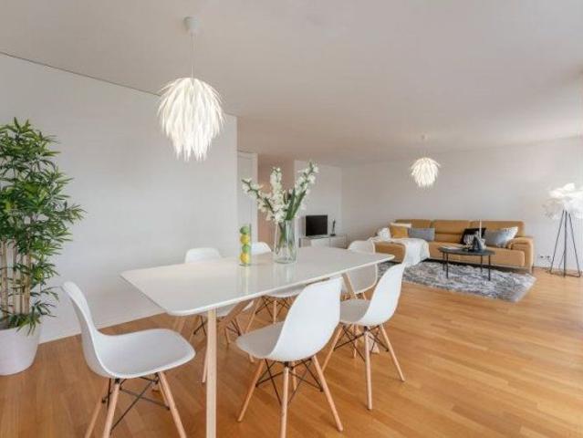 2.5 Zimmer, 60 m², EG