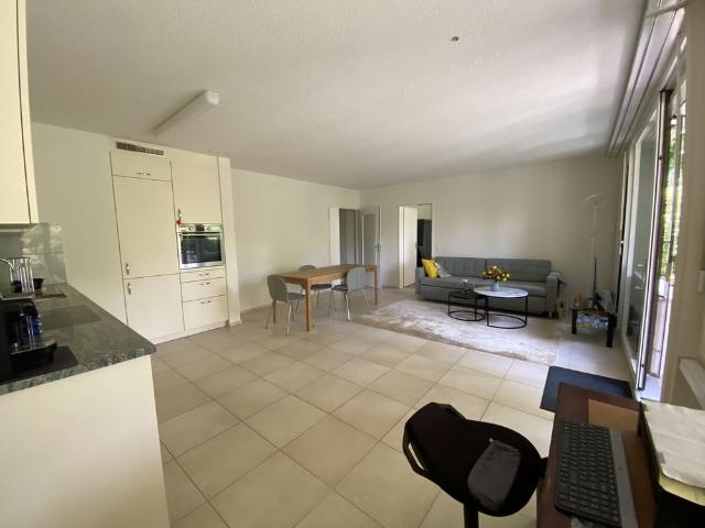2.5 Zimmer, 60 m², EG
