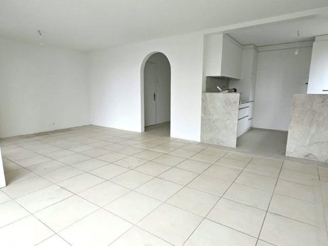 2.5 Zimmer, 61 m², 1. Stock