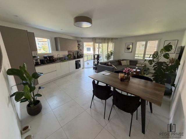 2.5 Zimmer, 61 m², 1. Stock