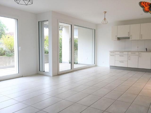 2.5 Zimmer, 61 m², EG