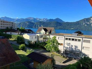 Weggis, Kanton Luzern - Garten, Parkplatz