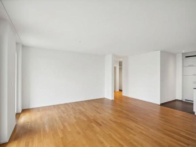 2.5 Zimmer, 63 m², 1. Stock