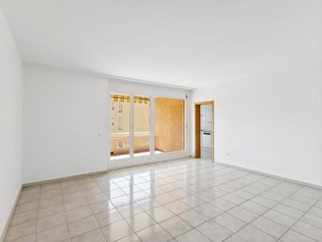2.5 Zimmer, 63 m², 2. Stock