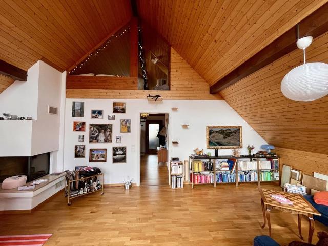 2.5 Zimmer, 74 m², 1. Stock