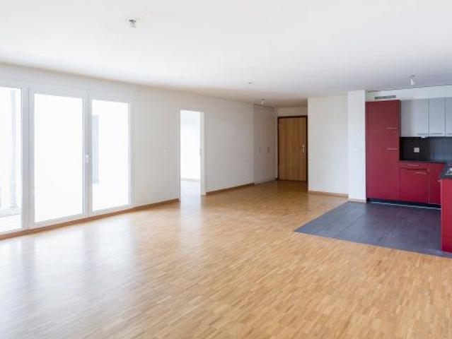 2.5 Zimmer, 74 m², 1. Stock