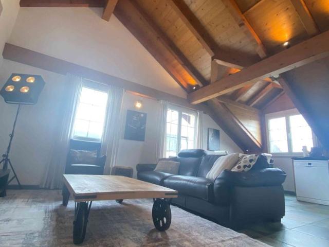 2.5 Zimmer, 74 m², 1. Stock