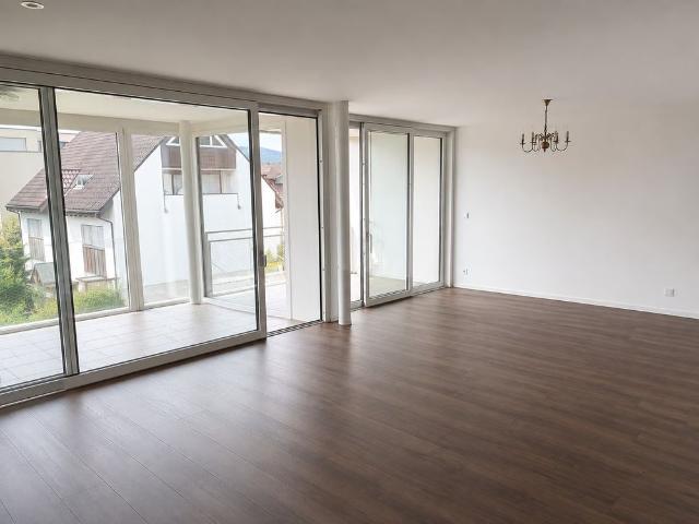 2.5 Zimmer, 74 m², 2. Stock