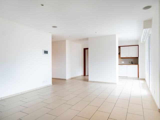 2.5 Zimmer, 74 m², 2. Stock