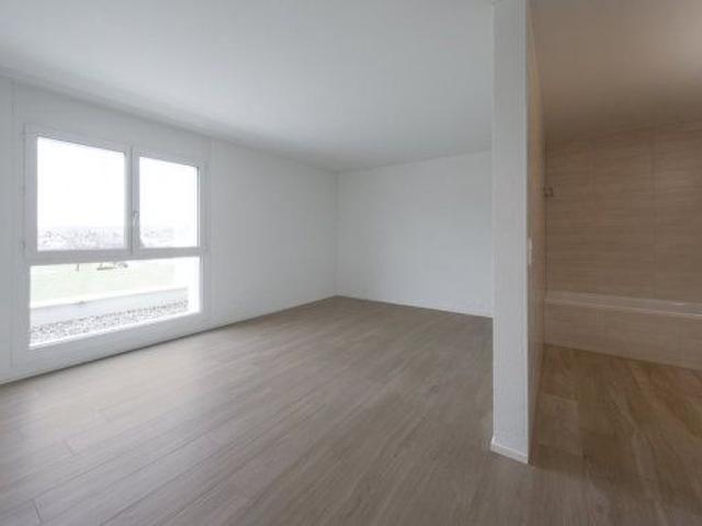 2.5 Zimmer, 74 m², 2. Stock