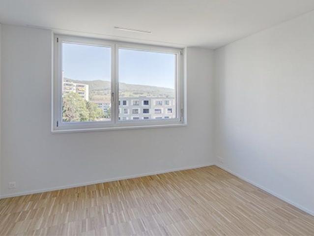 2.5 Zimmer, 74 m², 4. Stock