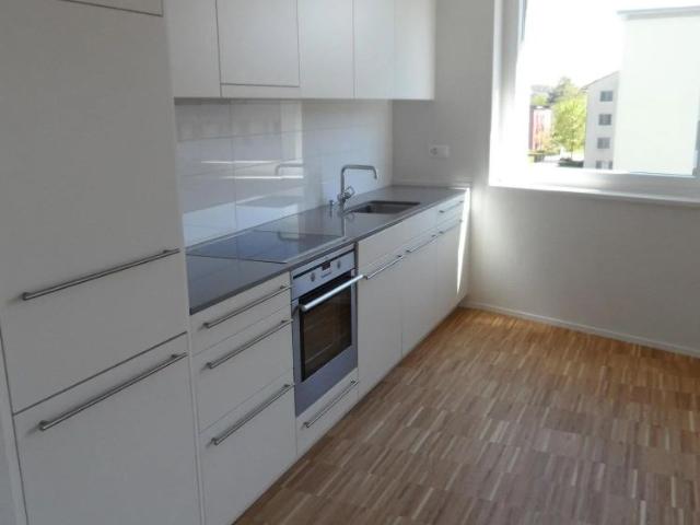 2.5 Zimmer, 74 m², 4. Stock