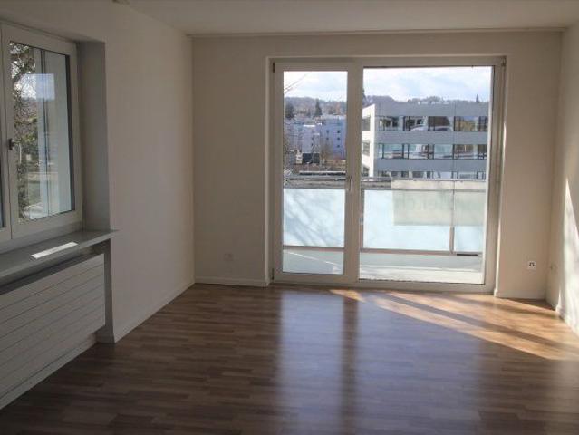 2.5 Zimmer, 74 m², 4. Stock