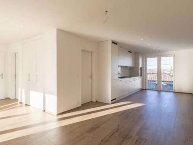 2.5 Zimmer, 74 m², 4. Stock
