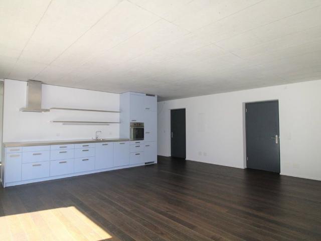 2.5 Zimmer, 74 m², EG