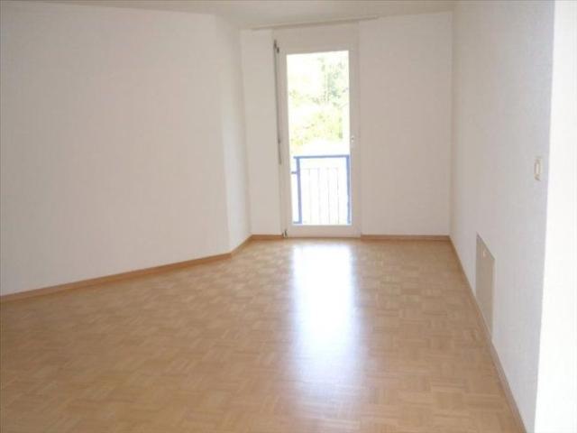2.5 Zimmer, 74 m², EG