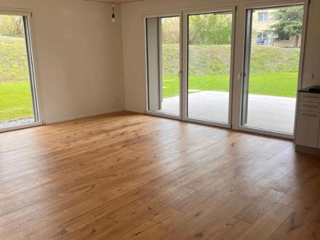 2.5 Zimmer, 74 m², Untergeschoss