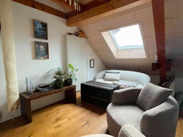 2.5 Zimmer, 75 m², 3. Stock