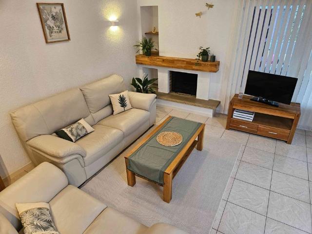 2.5 Zimmer, 75 m², 3. Stock