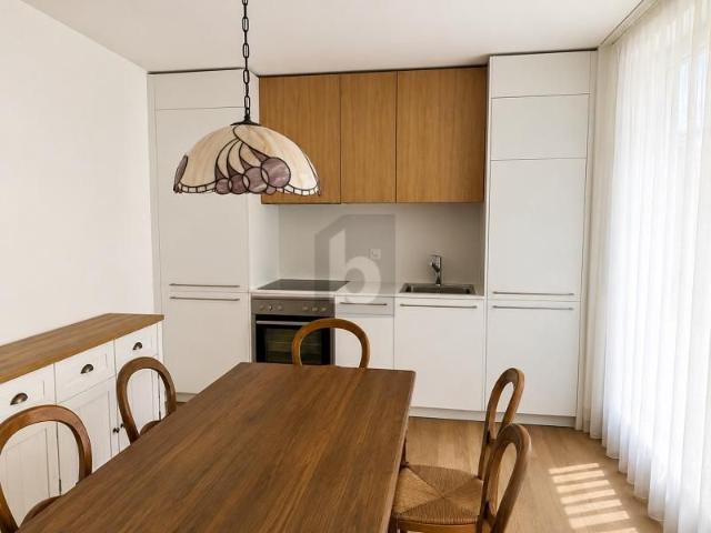 2.5 Zimmer, 75 m², 3. Stock