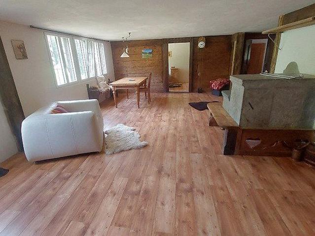2.5 Zimmer, 75 m², 1. Stock