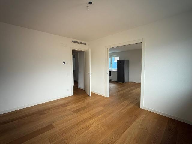 2.5 Zimmer, 75 m², 1. Stock