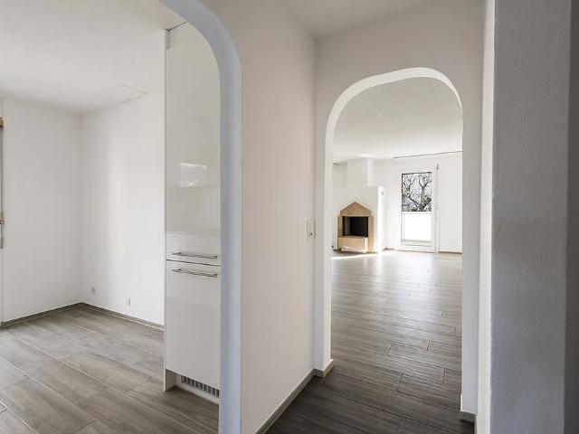 2.5 Zimmer, 75 m², 1. Stock