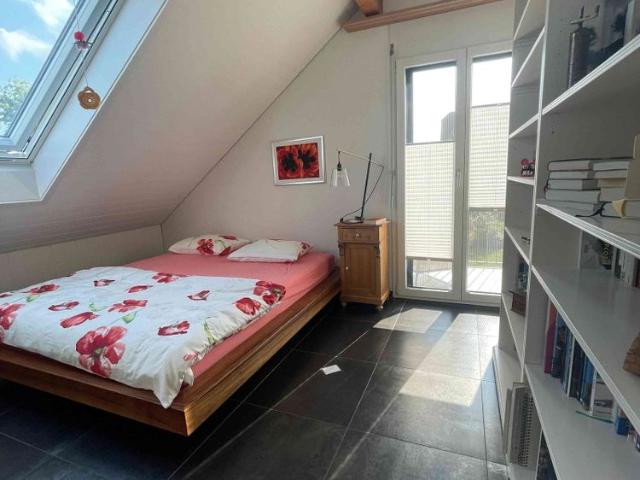 2.5 Zimmer, 75 m², 1. Stock
