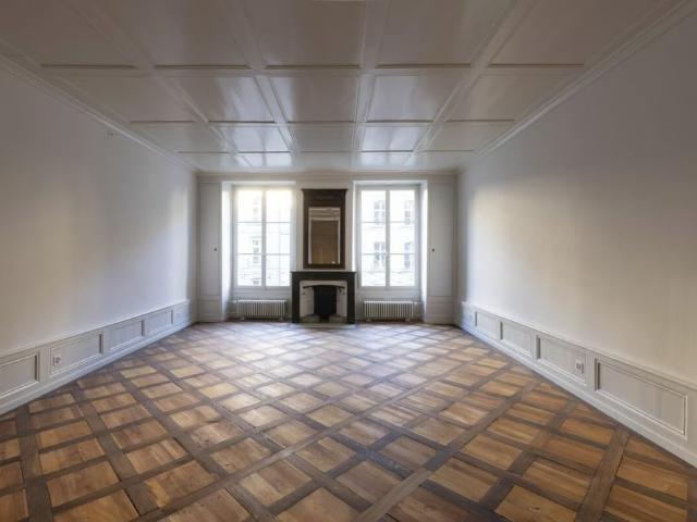 2.5 Zimmer, 75 m², 2. Stock