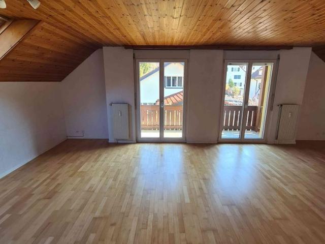 2.5 Zimmer, 75 m², 2. Stock