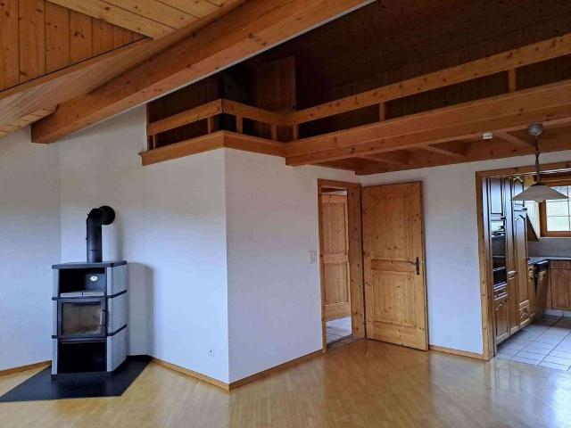 2.5 Zimmer, 75 m², 2. Stock
