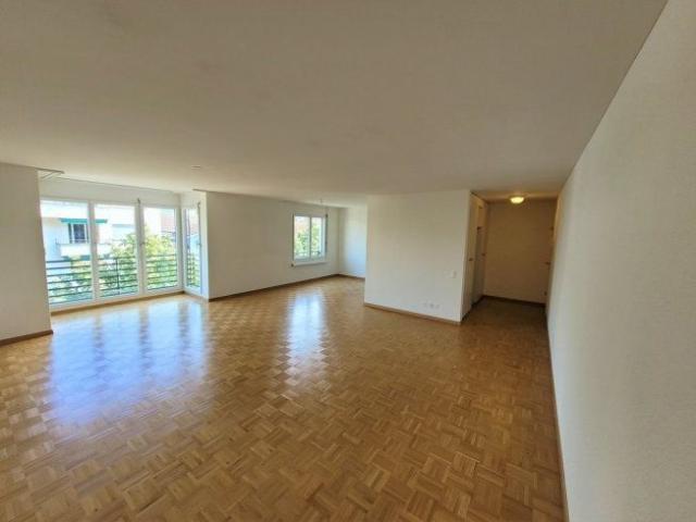 2.5 Zimmer, 75 m², 2. Stock