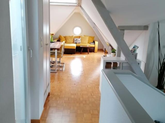 2.5 Zimmer, 75 m², 4. Stock