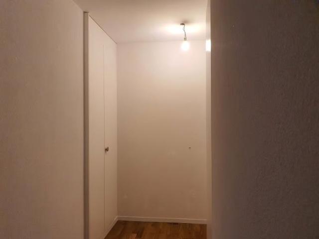 2.5 Zimmer, 75 m², 5. Stock