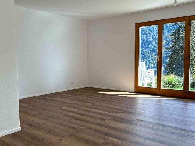 2.5 Zimmer, 75 m², EG